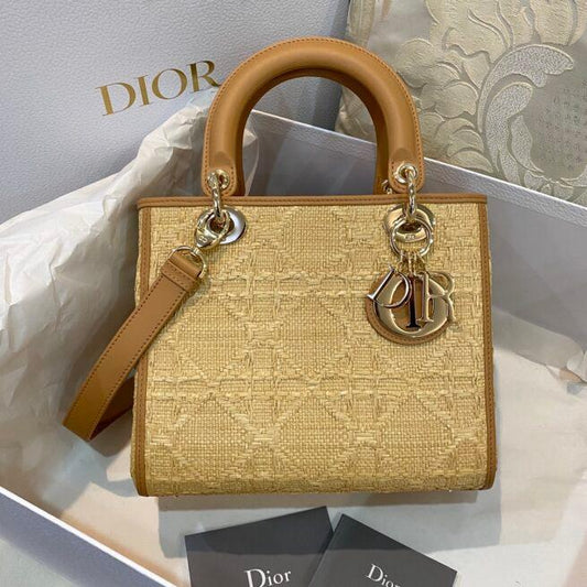 Christian Dior | Medium lady dior bag